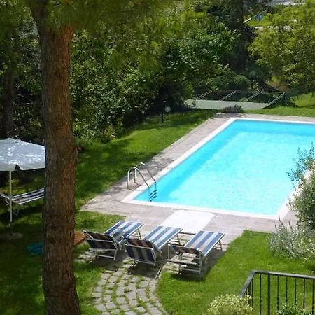 فيلة Sleeps 9 Pool Wifi *